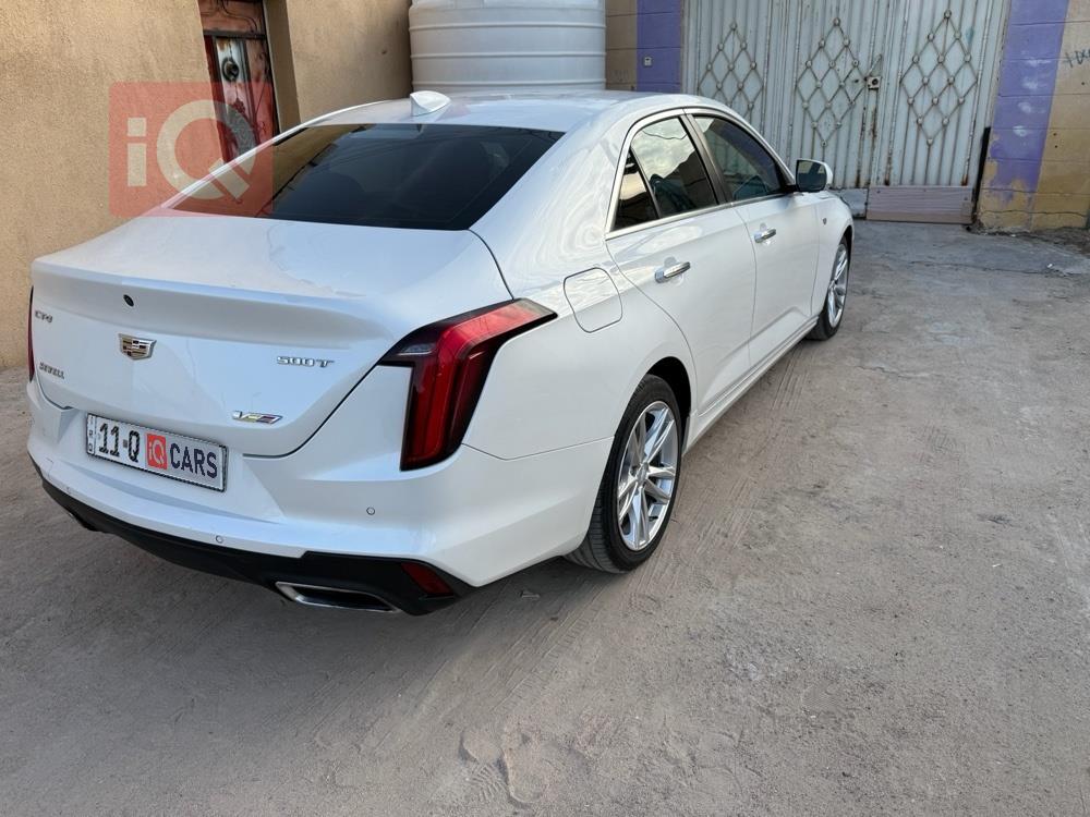 Cadillac CT4